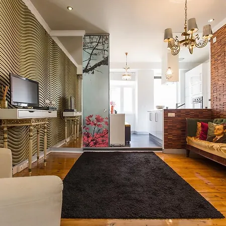 Feels Like Marques Bohemian Flat *