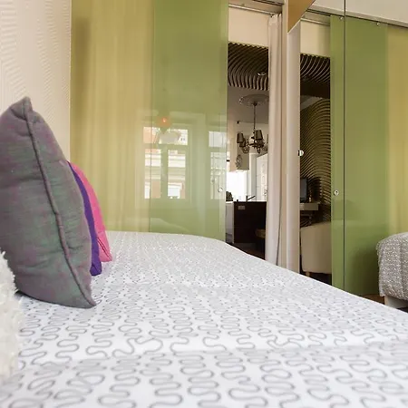 Apartment Feels Like Marques Bohemian Flat